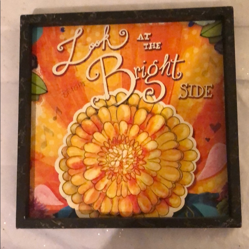 “Look on the bright side” wall decor